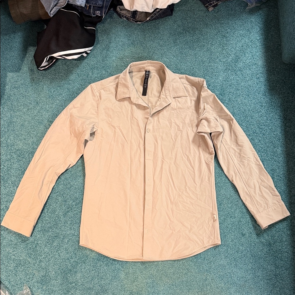 Lululemon Venture Long Sleeve Shirt